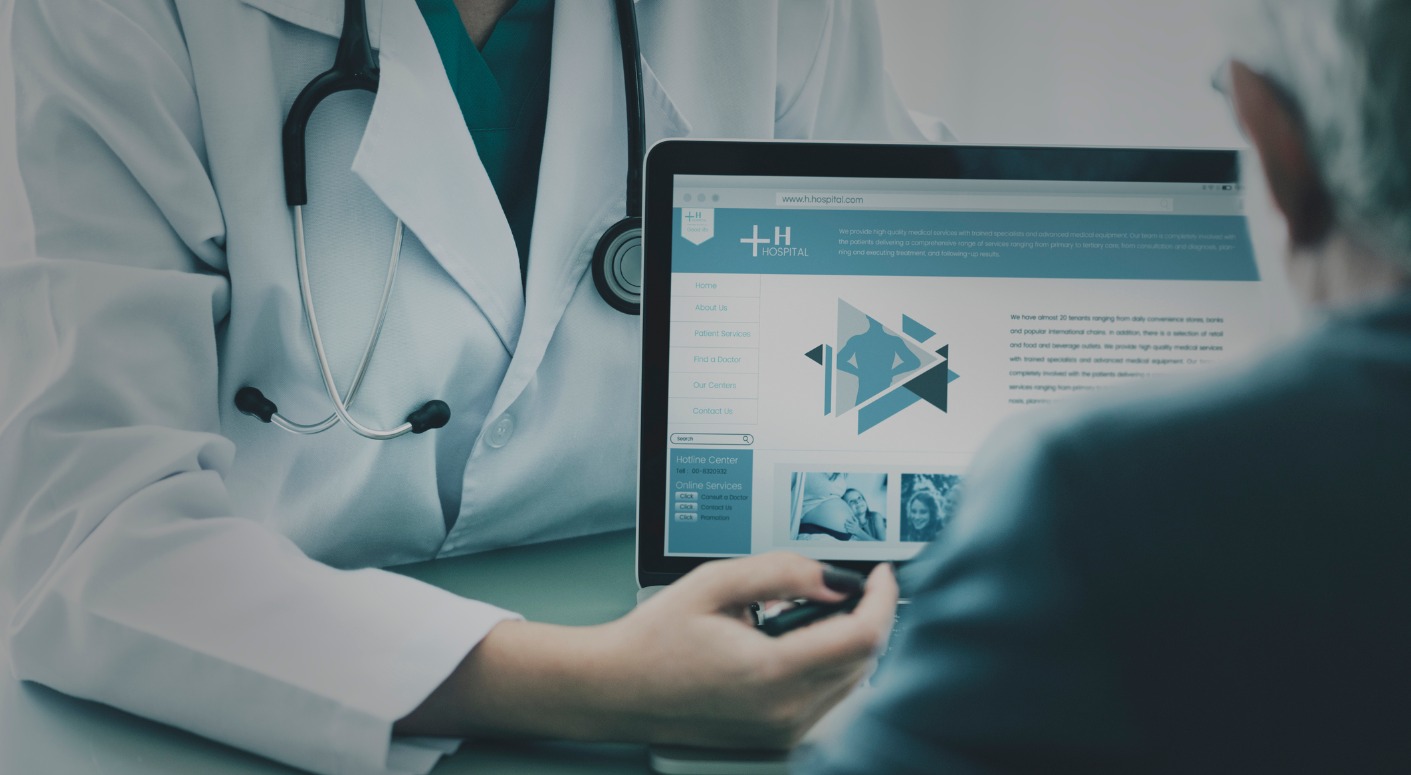 doctor-suggesting-hospital-program-to-patient-picture